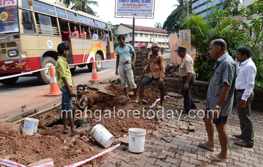 Bendoor road damage